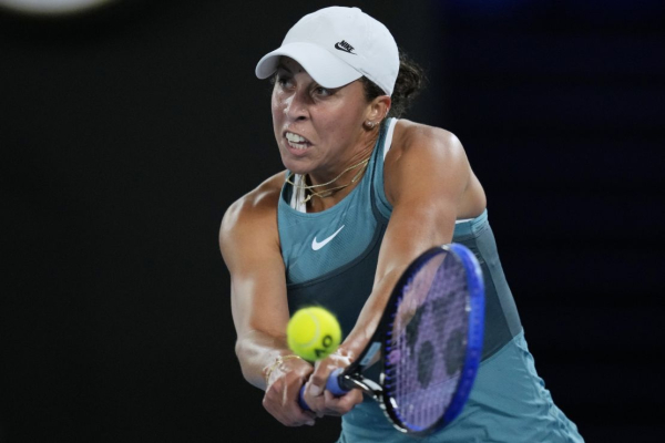 
      Madison Keys looks for first major title at Australian Open, while Aryna Sabalenka hopes to &lsquo;put my name into history&rsquo;
    