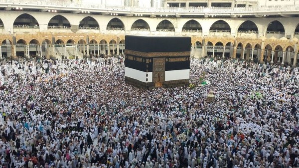
                              Saudi Arabia to open its doors to foreign tourists for the first time
                      
