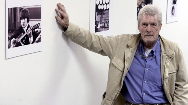 
                              Robert Freeman: Photographer behind classic Beatles album covers dies
                      