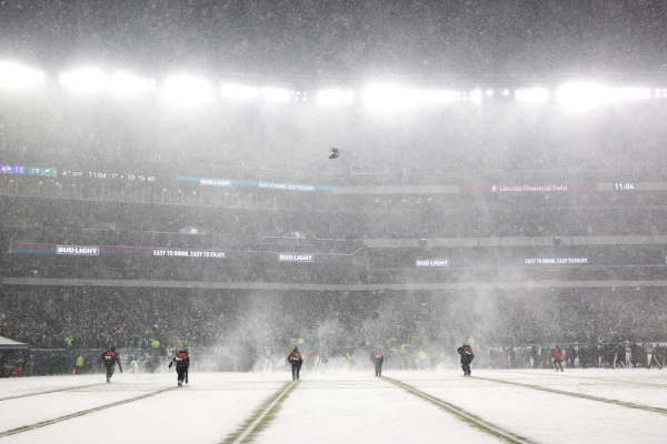 
      What to know from Sunday&rsquo;s dramatic NFL playoff games
    