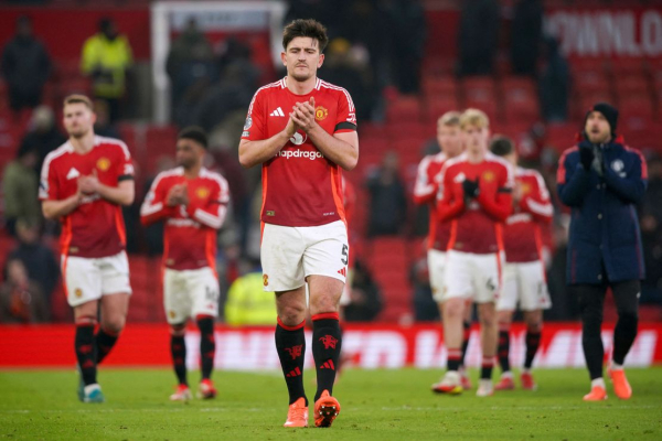 
      Manchester United boss Ruben Amorim labels his squad the &lsquo;worst team&rsquo; in club&rsquo;s history
    
