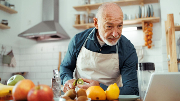 Living longer, not healthier: Study finds periods of poor health toward end of life