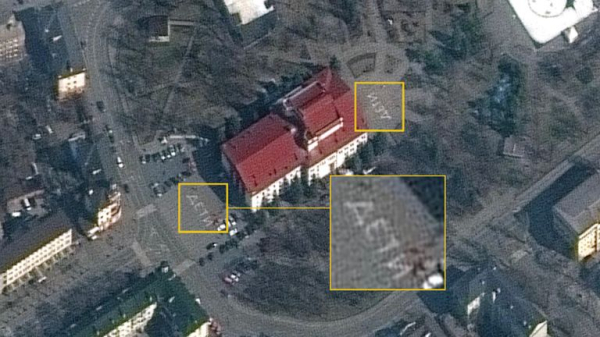 Actors who sheltered in Ukraine's Mariupol theatre bring story of bombing to the stage Actors who sheltered in Ukraine's Mariupol theatre bring story of bombing to the stage