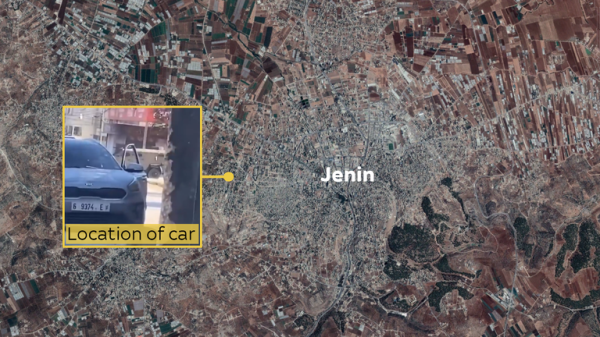 Footage shows Palestinian family in car under attack during Israeli army raid in occupied West Bank