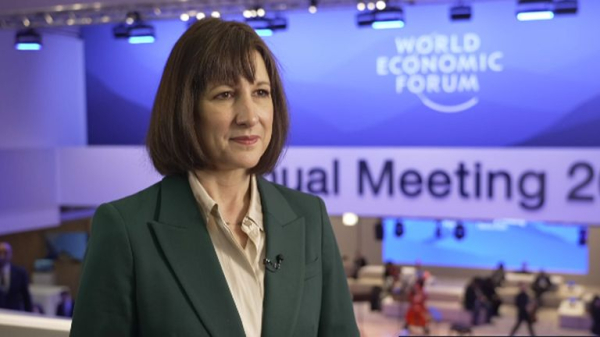 Heathrow: What are the airport's expansion plans and why are they controversial?