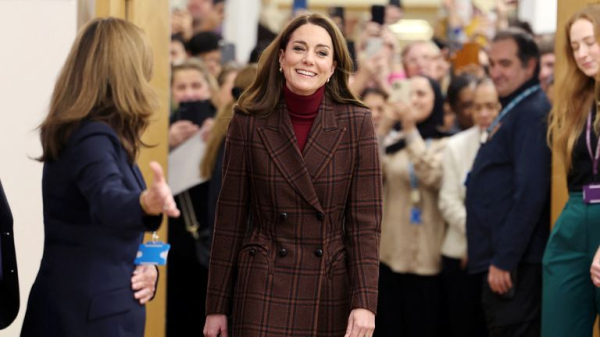 Kate opens up about 'really tough' cancer treatment as she visits hospital that cared for her
