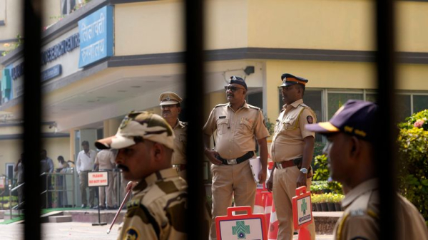 'Like a lion': Doctor reveals how Bollywood star Saif Ali Khan arrived at hospital after stabbing 'Like a lion': Doctor reveals how Bollywood star Saif Ali Khan arrived at hospital after stabbing