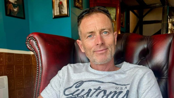 Craig and Lindsay Foreman: British couple detained in Iran are named - as family 'significantly concerned'