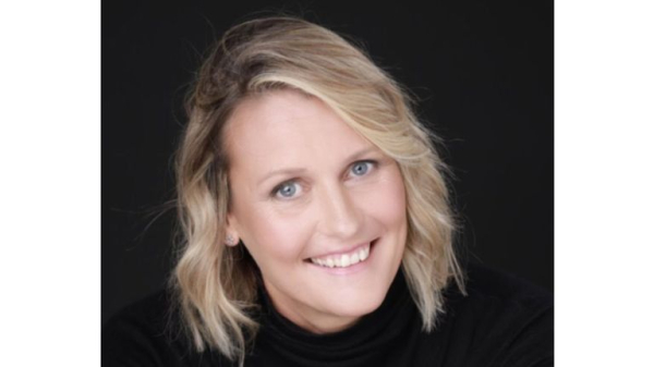 Craig and Lindsay Foreman: British couple detained in Iran are named - as family 'significantly concerned'