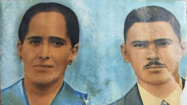 Couple breaks record for longest living marriage