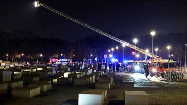 Man arrested over stabbing at Berlin Holocaust memorial is 19-year-old Syrian refugee