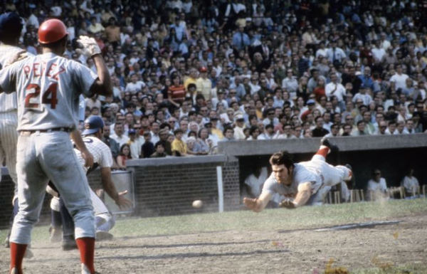 
      Trump to pardon late Pete Rose &lsquo;in the coming weeks&rsquo; while MLB considers petition to reinstate all-time hits leader
    