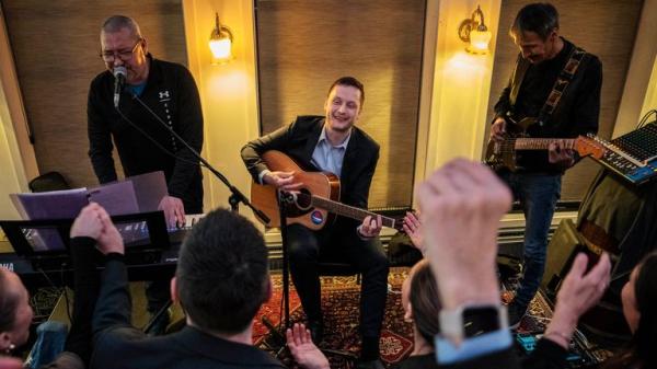 Greenland's voters choose slow approach to independence as Demokraatit wins election dominated by Donald Trump