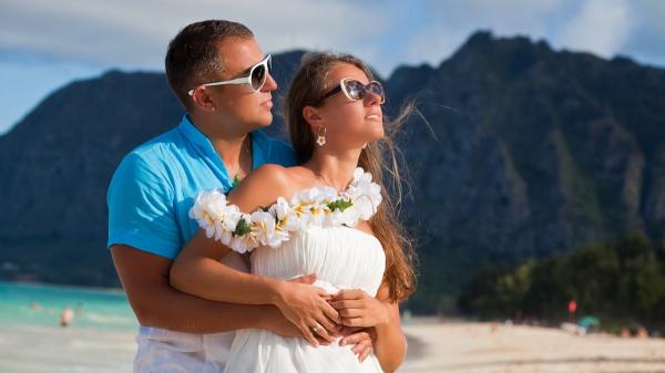 American honeymoon hotspot hit by highly contagious illness, health officials warn