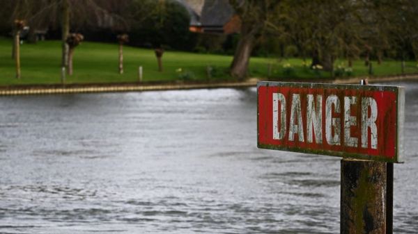 Water bills in England and Wales to rise by average of &pound;10 per month